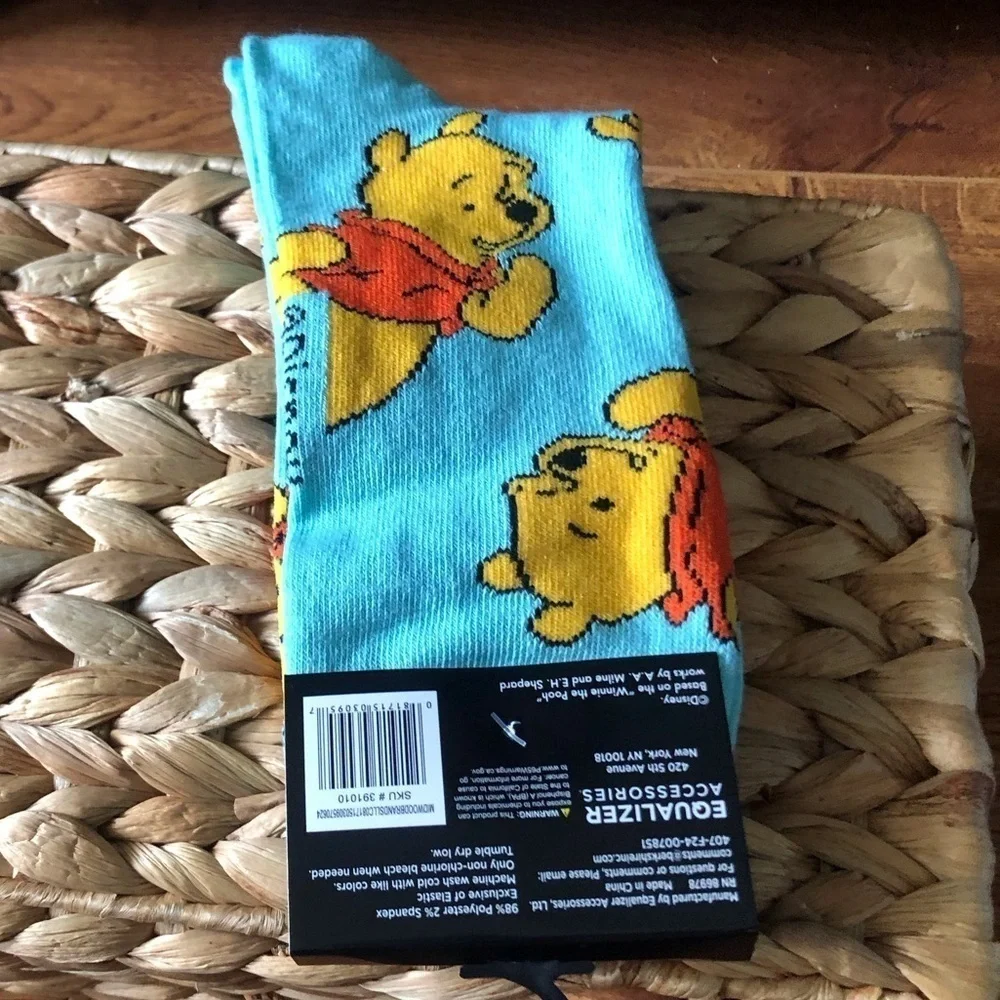Disney Winnie the Pooh: Pooh Bear blue crew socks